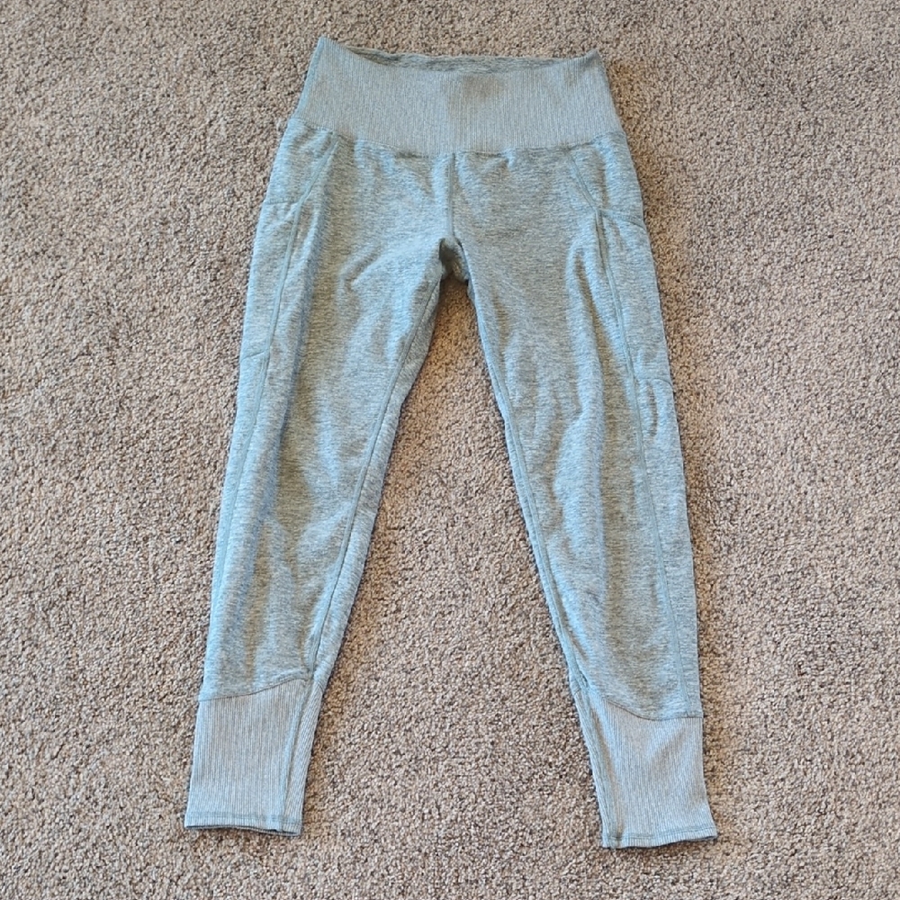 Kirkland Signature Cropped Leggings